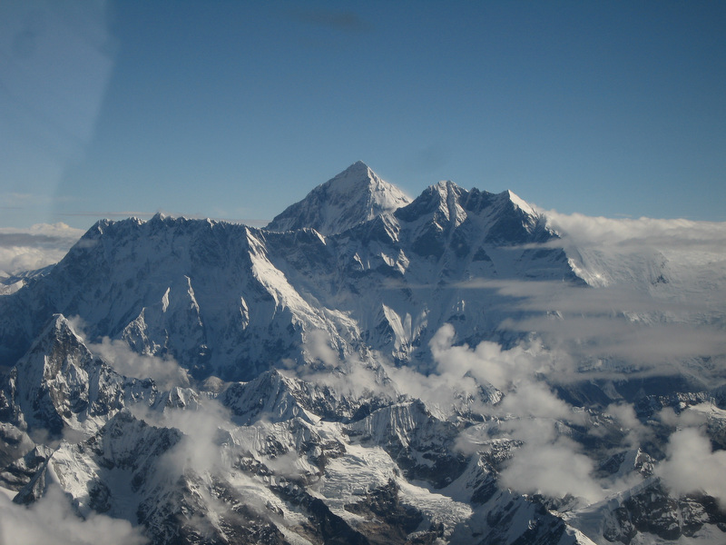 LindaKnutsen Nuptse Everest Lhotse Jul2009 IMG 5252