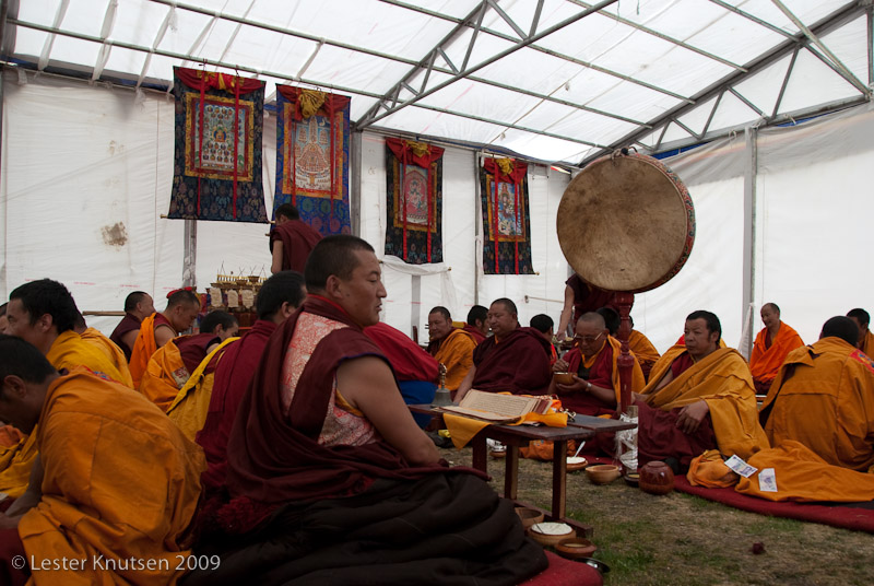 LesterKnutsen Drikung Hike to Sky Burial DSC 2390